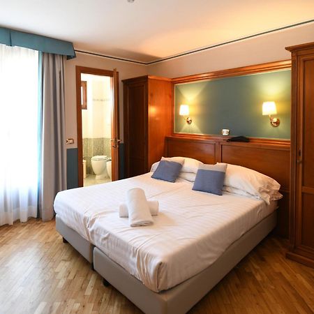 Hotel Cavour Rapallo Eksteriør billede