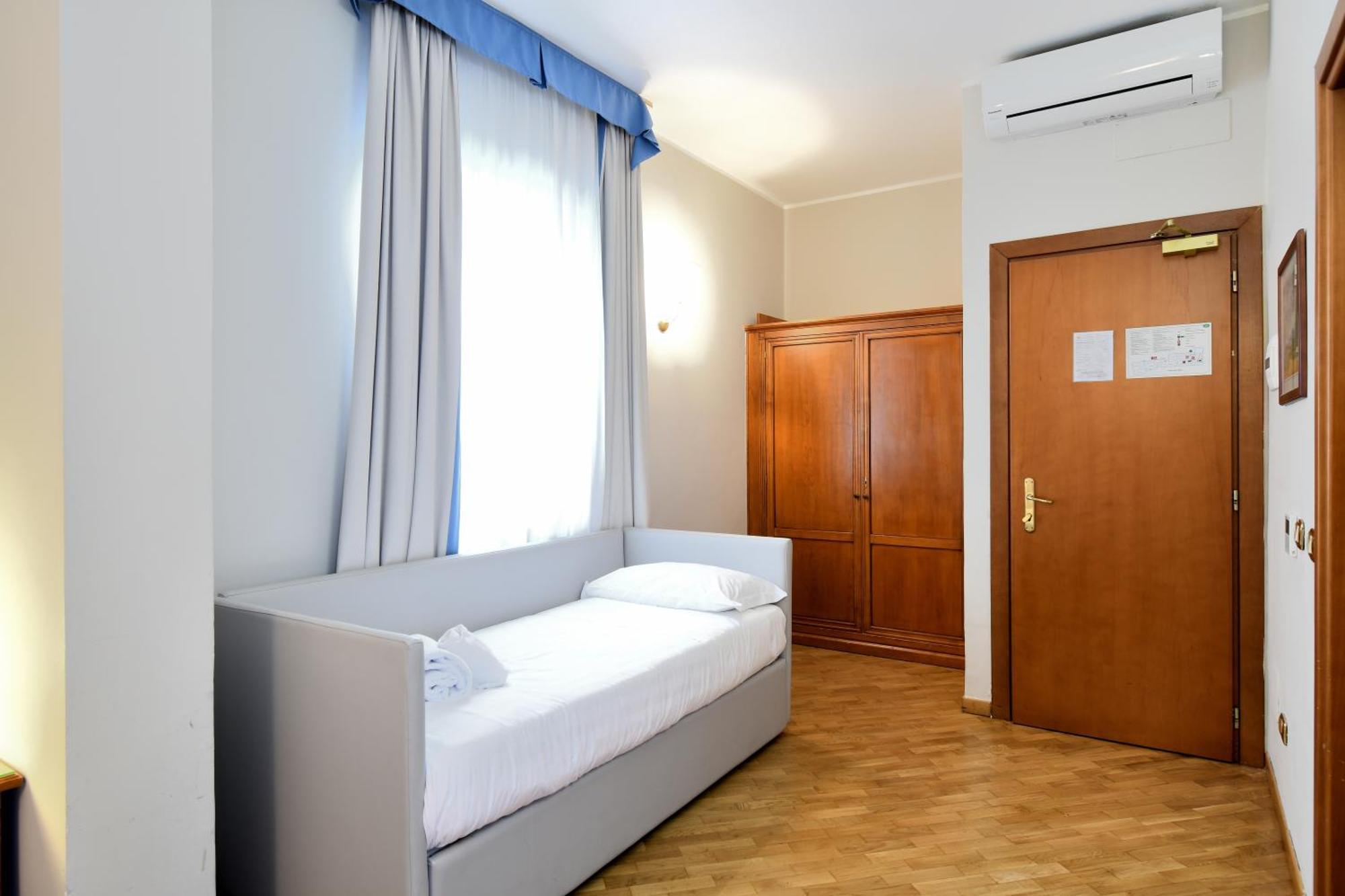 Hotel Cavour Rapallo Eksteriør billede
